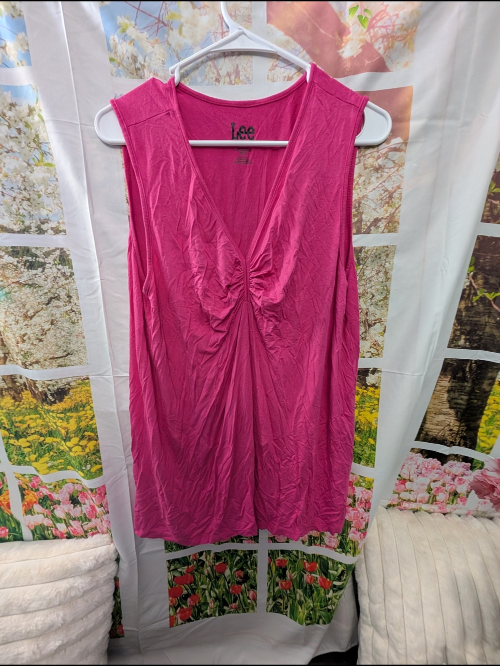 Lee Sleeveless V-Neck Pink Tunic Top
